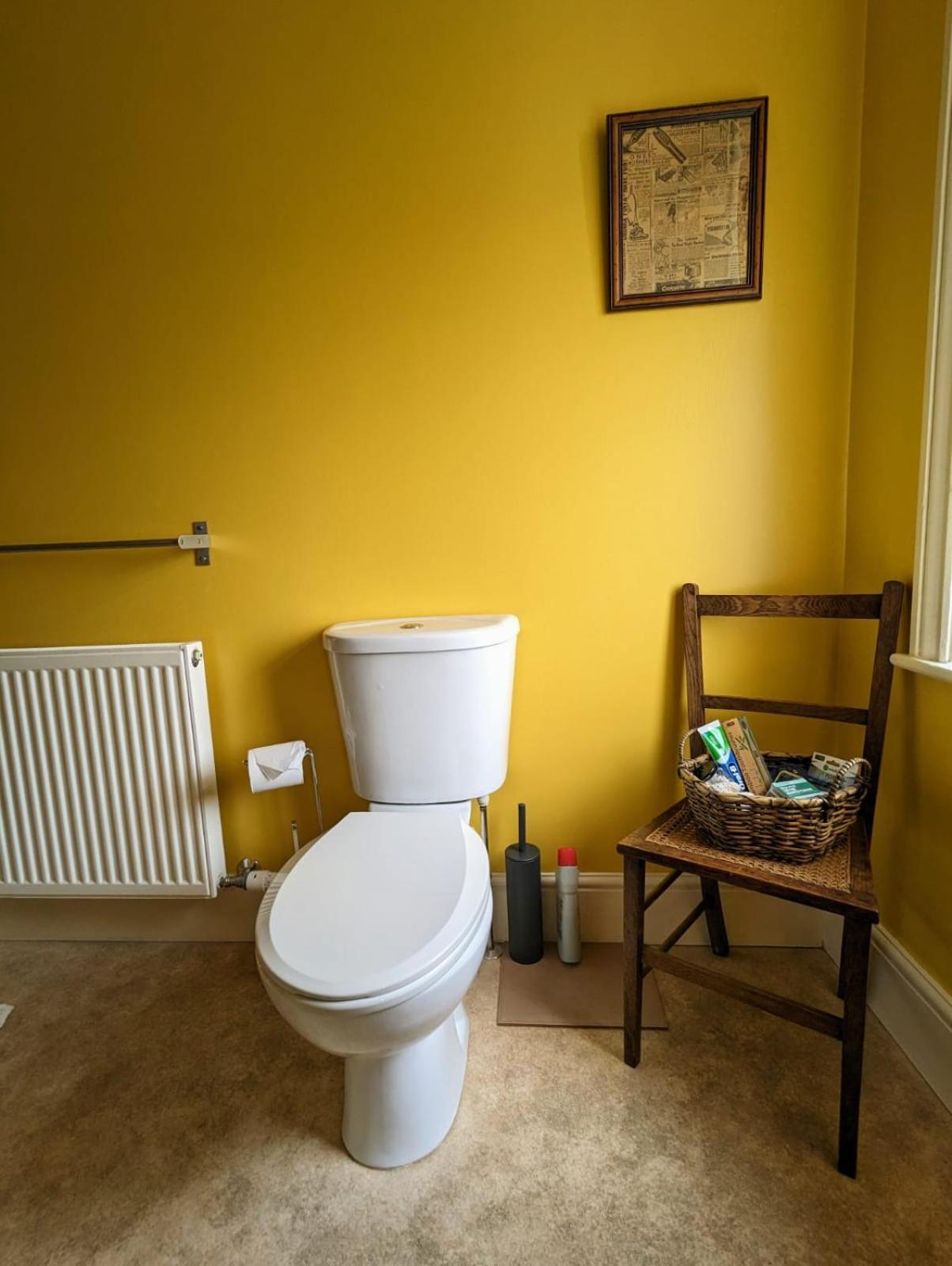 Bed and Breakfast Number 18 Уитби Экстерьер фото
